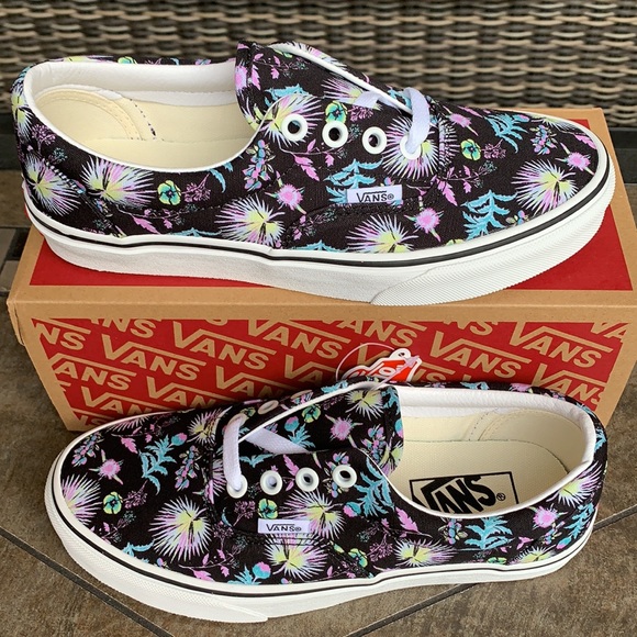 VANS ERA PARADISE FLORAL Blktrwht WMNS - Picture 3 of 16
